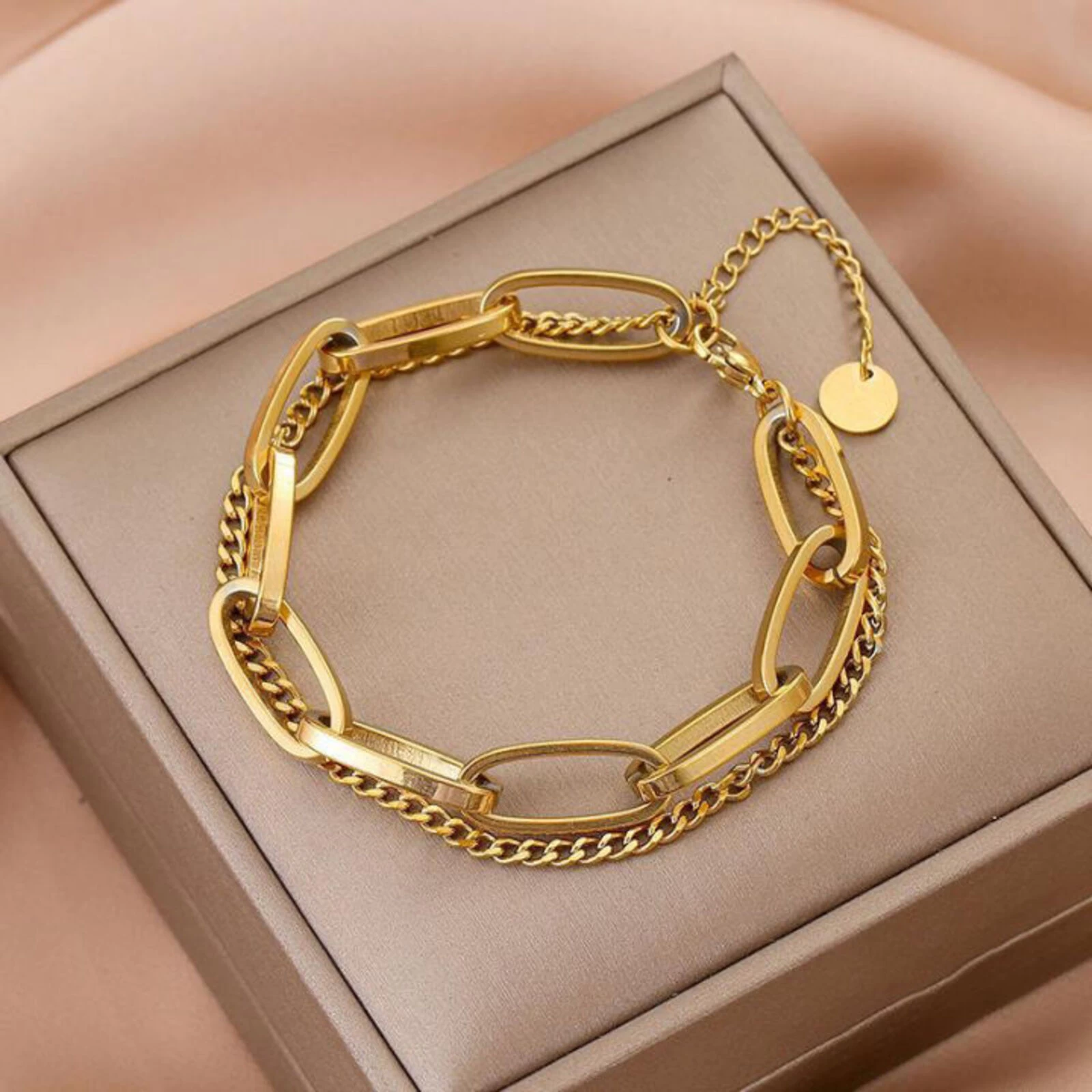 Bracelet