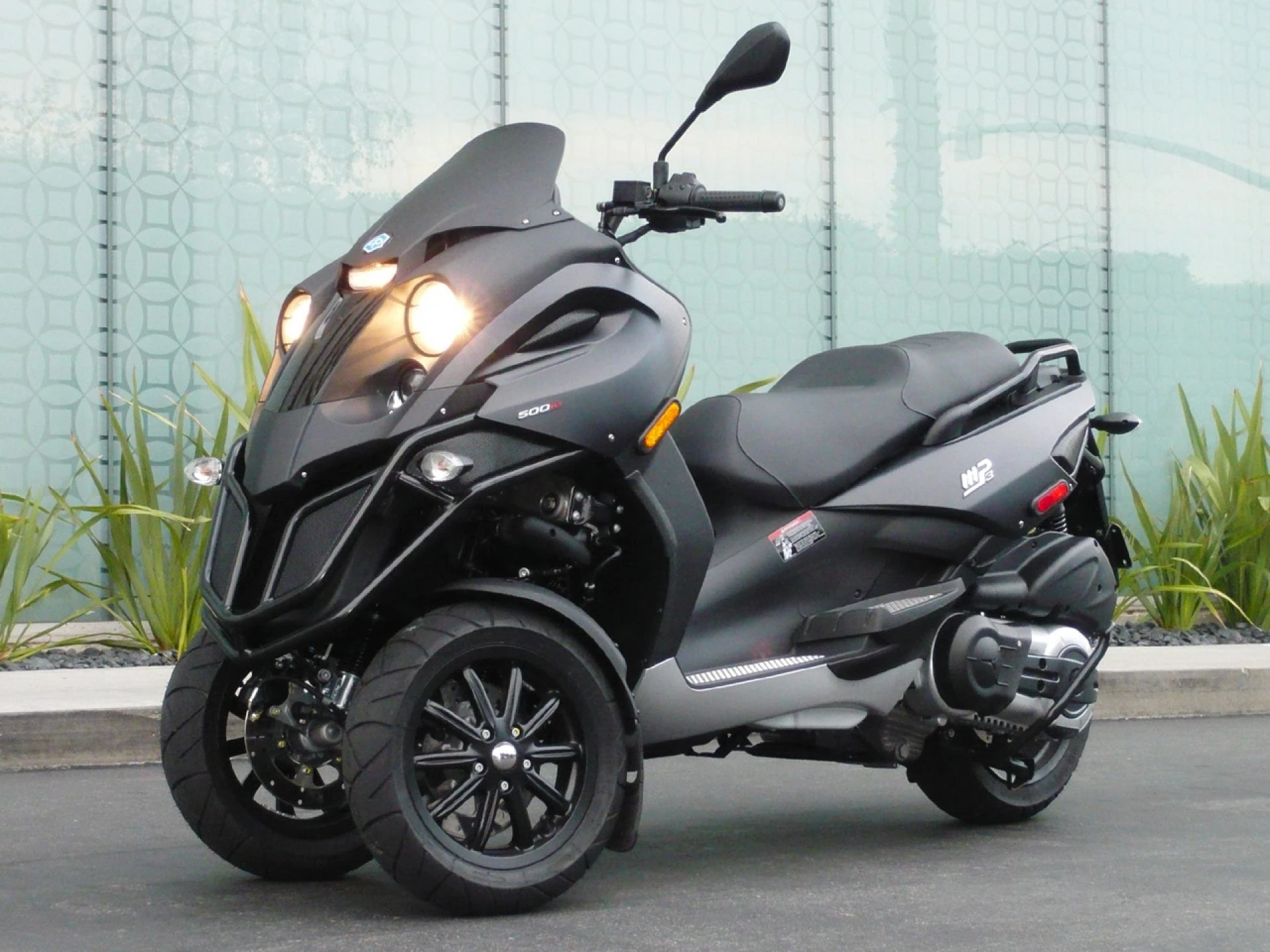Motorbikes & Scooters