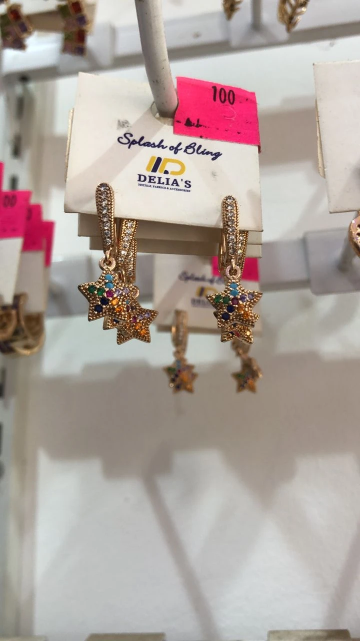 FASHONABLE BRACELTS