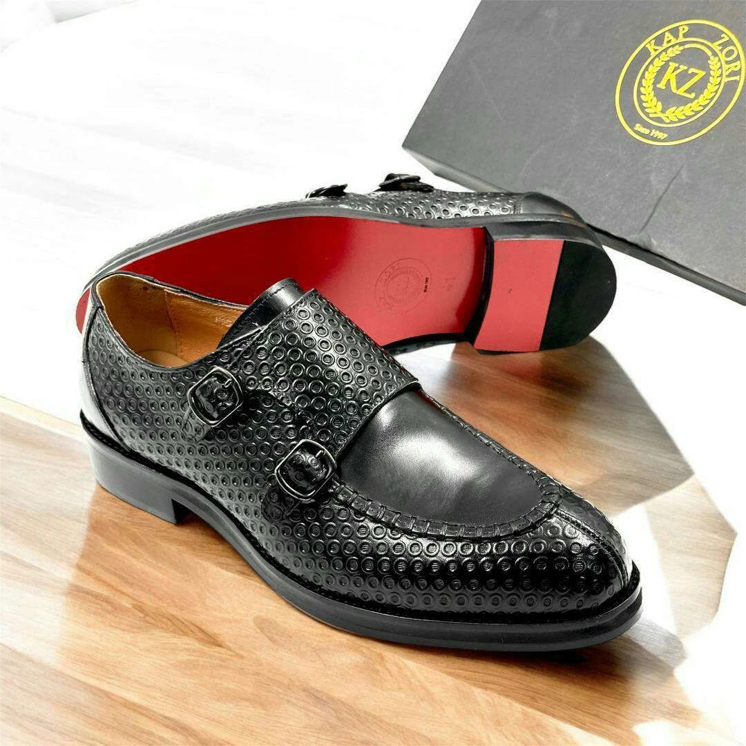 Luxurious Men's Leather Footwear