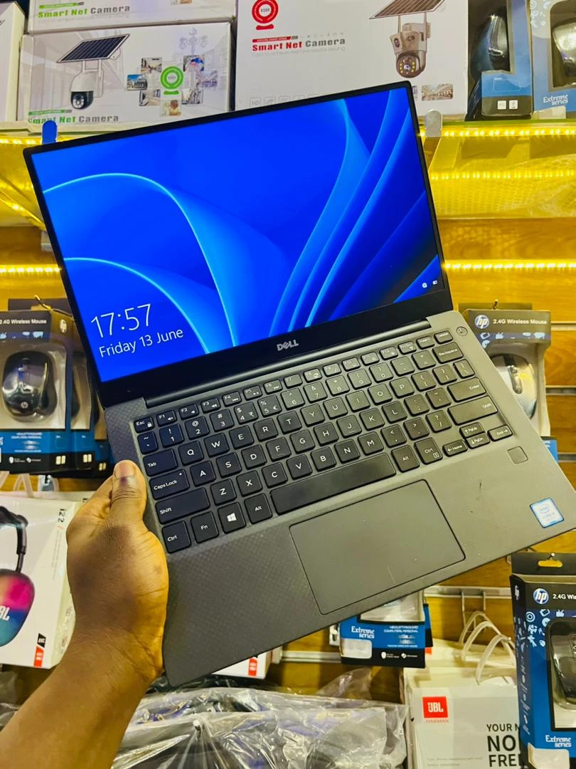 Slim Asus Zenbook 13 OLED UX325E, Intel Core I5 11th generation